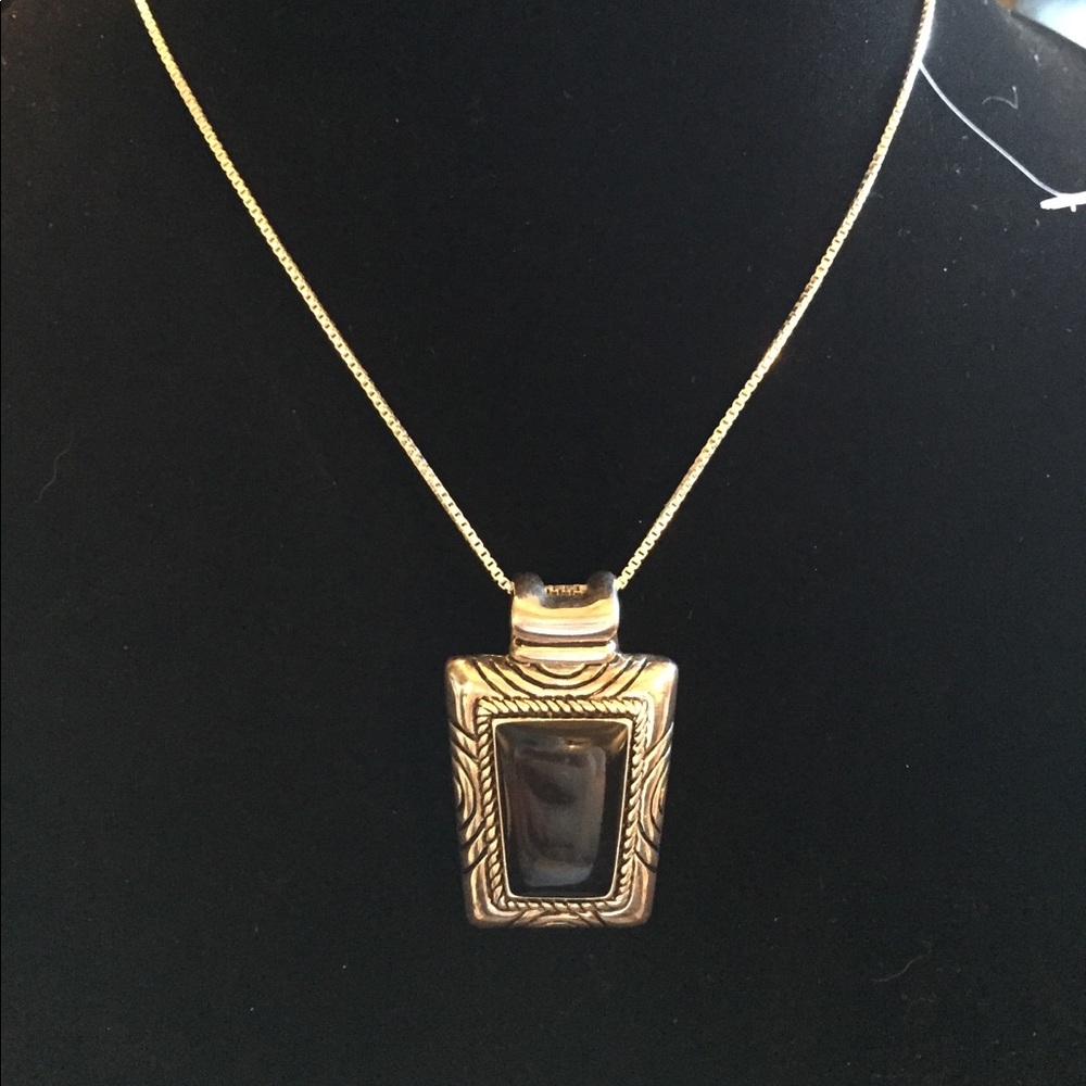 premier black pendant necklace